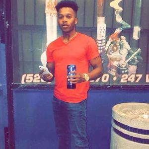 Meet your Posher, Henry